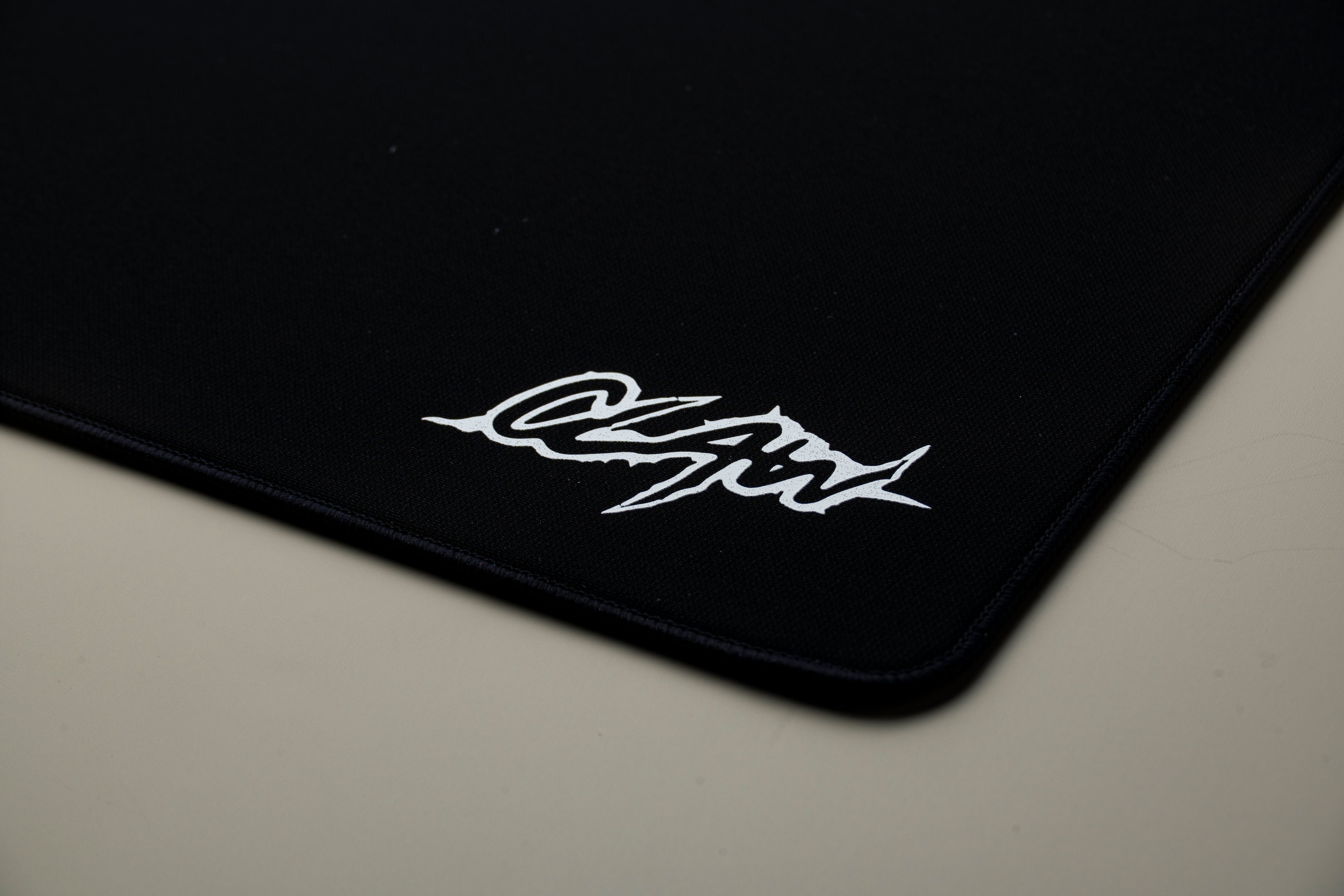 Claw Corvus Gaming Mousepad
